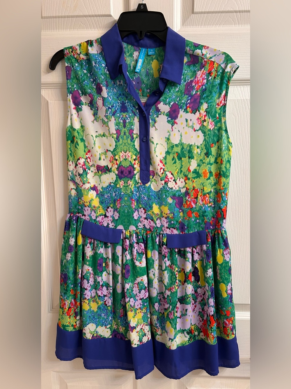 3 Vanity Women Petite & small White Blue Floral Dress, color dress, white dress